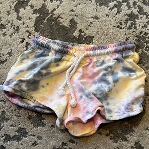 Southern Spirit booty shorts - NWOT